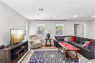 21235 Lopez St, Woodland Hills, CA 91364 - Photo 8