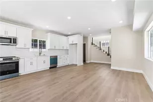 21235 Lopez St, Woodland Hills, CA 91364 - Photo 22
