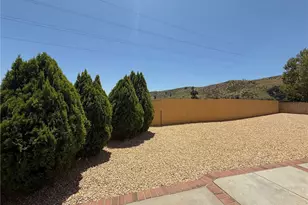 29102 Diablo Pl, Castaic, CA 91384 - Photo 8