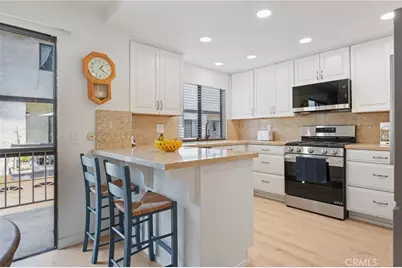 20737 Roscoe Boulevard #703, Winnetka, CA 91306 - Photo 12