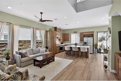 20667 W Beech, Porter Ranch, CA 91326 - Photo 2