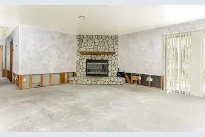 8718 W Avenue D12, Lancaster, CA 93536 - Photo 12
