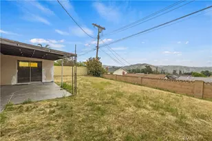 13050 Alexander St, Sylmar, CA 91342 - Photo 40