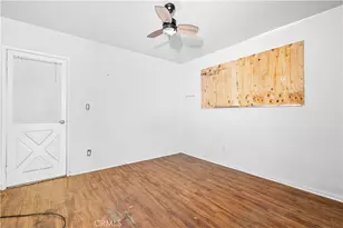 13050 Alexander St, Sylmar, CA 91342 - Photo 18
