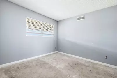 13050 Alexander Street, Sylmar, CA 91342 - Photo 28