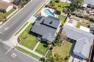 23300 Haynes, West Hills, CA 91307 - Photo 40