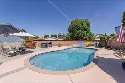 23300 Haynes, West Hills, CA 91307 - Photo 38
