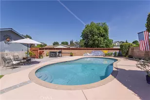 23300 Haynes, West Hills, CA 91307 - Photo 38