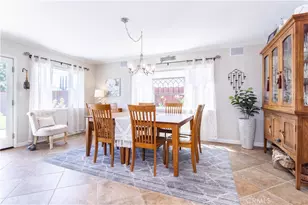 23300 Haynes, West Hills, CA 91307 - Photo 16