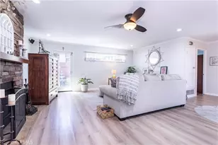 23300 Haynes, West Hills, CA 91307 - Photo 8