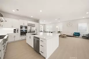 27014 Goldfields Ct, Valencia, CA 91381 - Photo 6