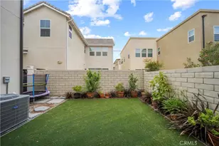 27014 Goldfields Ct, Valencia, CA 91381 - Photo 36