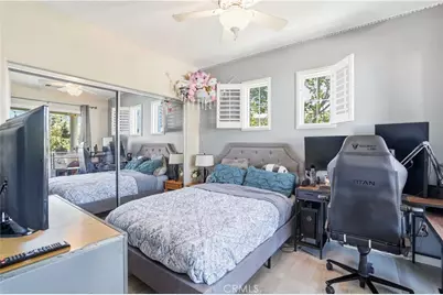 23891 Toscana, Valencia, CA 91354 - Photo 20
