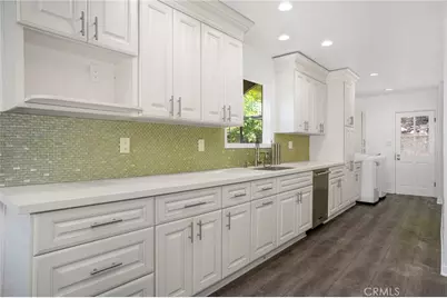 21823 Providencia Street, Woodland Hills, CA 91364 - Photo 6