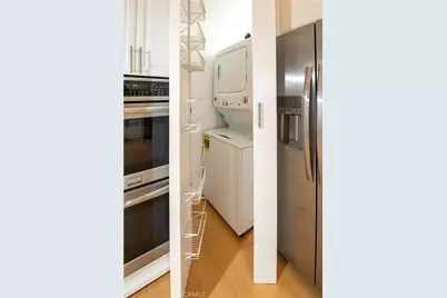 5236 Yarmouth #113, Encino, CA 91316 - Photo 6