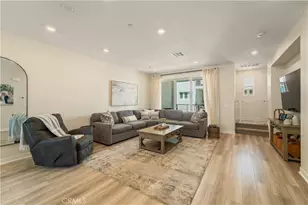 27461 Viero Pl, Valencia, CA 91381 - Photo 8