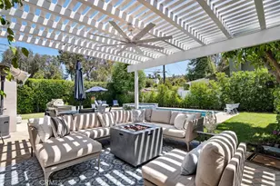 21219 De La Osa, Woodland Hills, CA 91364 - Photo 24