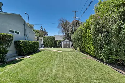 21219 De La Osa, Woodland Hills, CA 91364 - Photo 22