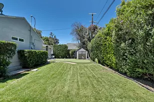 21219 De La Osa, Woodland Hills, CA 91364 - Photo 22