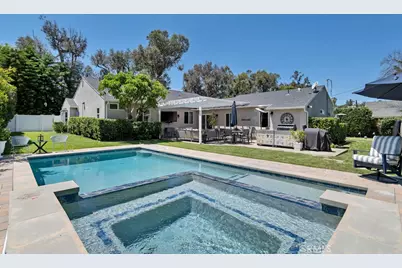 21219 De La Osa, Woodland Hills, CA 91364 - Photo 18