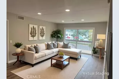 23515 Lyons, Valencia, CA 91355 - Photo 4