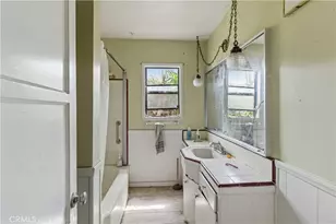 6930 Vanalden, Reseda, CA 91335 - Photo 14