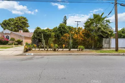 6930 Vanalden, Reseda, CA 91335 - Photo 2