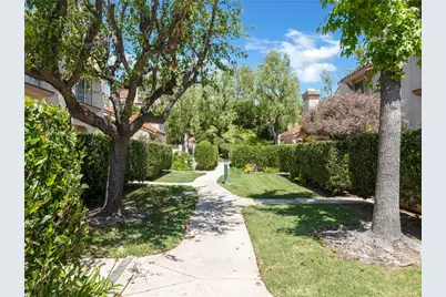 424 Country Club Drive #A, Simi Valley, CA 93065 - Photo 26