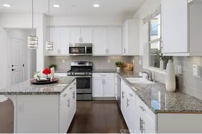 21753 Propello, Saugus, CA 91350 - Photo 6