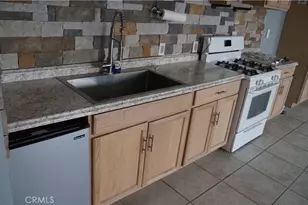 44937 E 5th St, Lancaster, CA 93535 - Photo 26