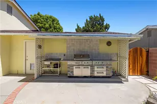 10011 Genesta Ave, Northridge, CA 91325 - Photo 42
