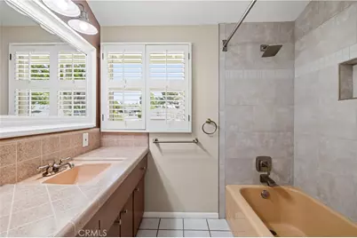 10011 Genesta Avenue, Northridge, CA 91325 - Photo 36