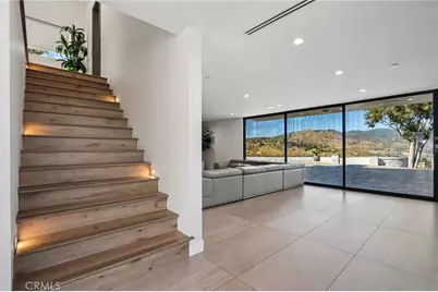 13042 Jolette Avenue, Granada Hills, CA 91344 - Photo 8