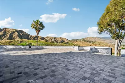 13042 Jolette Avenue, Granada Hills, CA 91344 - Photo 38