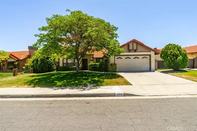 2808 College Park, Lancaster, CA 93536 - Photo 2