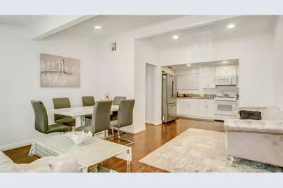 7945 Woodman Avenue, Panorama City, CA 91402 - Photo 4