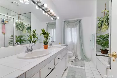 8836 Enfield Avenue, Sherwood Forest, CA 91325 - Photo 20
