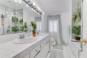8836 Enfield Ave, Sherwood Forest, CA 91325 - Photo 20