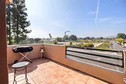 7826 Topanga Canyon Boulevard #301, Canoga Park, CA 91304 - Photo 24