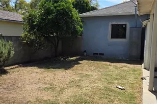 8068 Hazeltine, Panorama City, CA 91402 - Photo 2