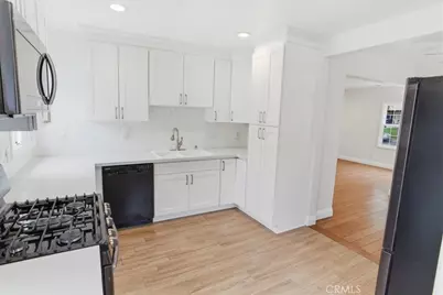 232 S Mariposa, Burbank, CA 91506 - Photo 12
