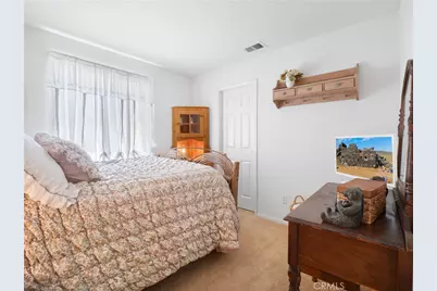 29890 Berkshire, Castaic, CA 91384 - Photo 18