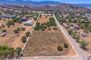 10367 Escondido Canyon, Agua Dulce, CA 91390 - Photo 16