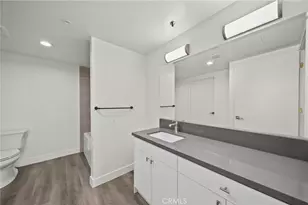 900 S Kenmore Ave, Los Angeles, CA 90006 - Photo 20