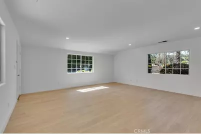 17082 Parthenia, Sherwood Forest, CA 91325 - Photo 42