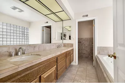 19817 Hiawatha Street, Chatsworth, CA 91311 - Photo 16