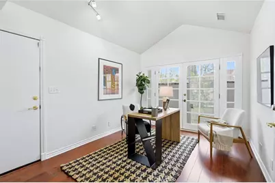 7038 Delco, Winnetka, CA 91306 - Photo 14