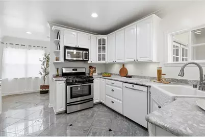 7038 Delco, Winnetka, CA 91306 - Photo 10