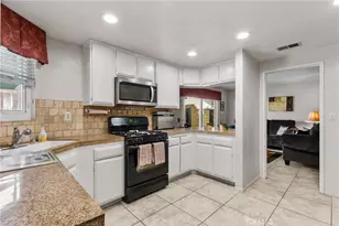 15816 Cindy Ct, Canyon Country, CA 91387 - Photo 18