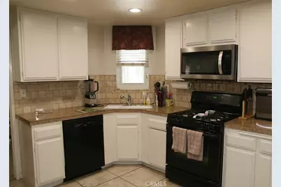 15816 Cindy Court, Canyon Country, CA 91387 - Photo 12